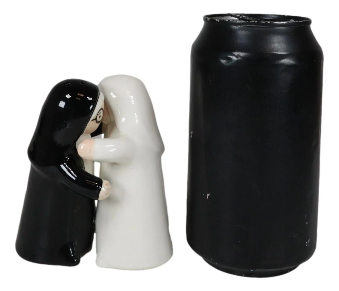 Black And White Dressed Dancing Nuns Cute Ceramic Salt & Pepper Shakers Set - Image 8