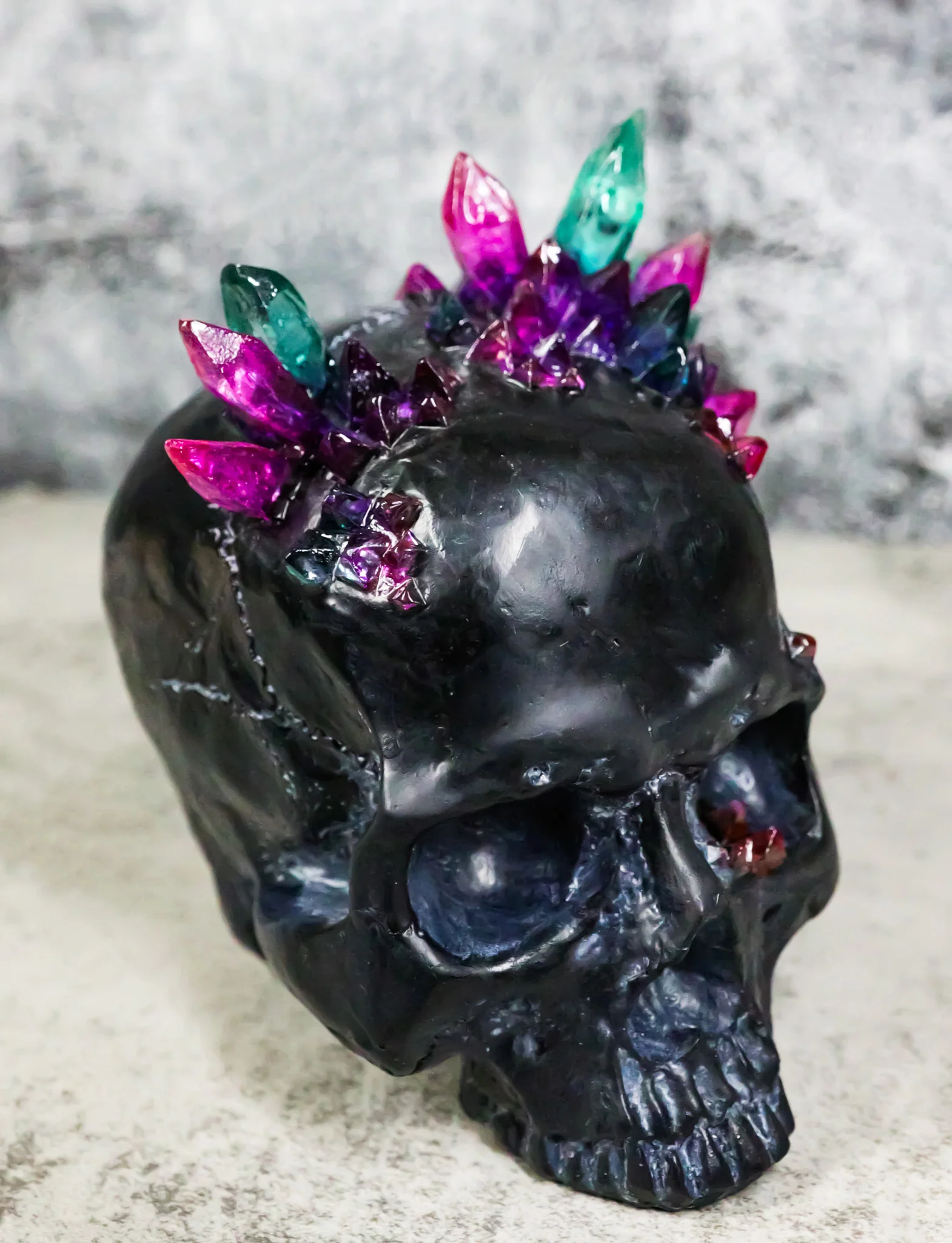 Black Gothic Macabre Spiky Two Tones Crystal Cavern Mine Cranium Skull Figurine - Image 10