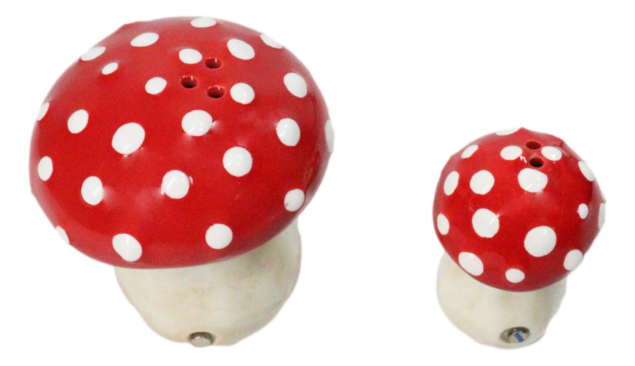 Bright Red White Polkadots Toadstool Mushrooms Pair Salt And Pepper Shakers - Image 4