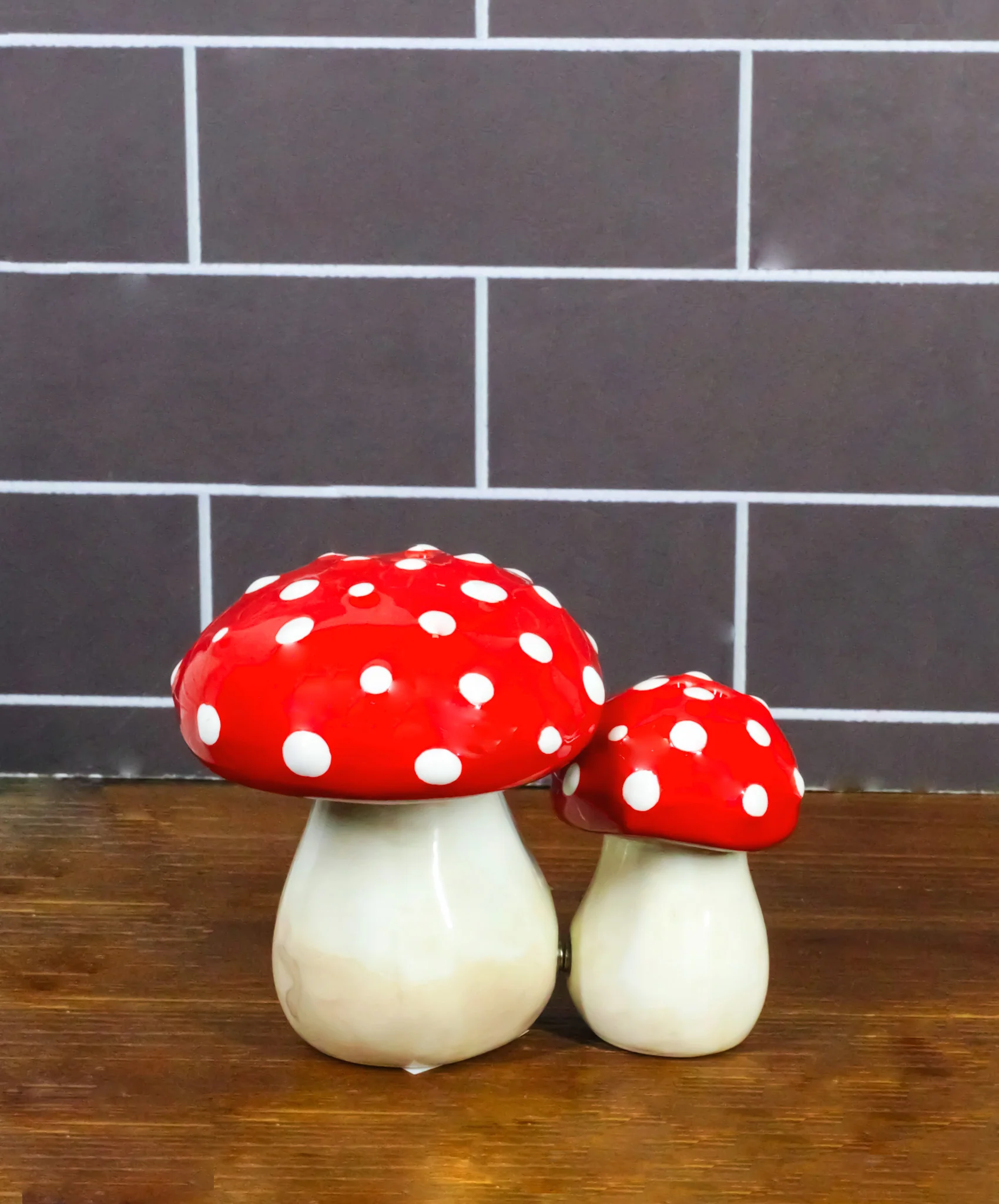 Bright Red White Polkadots Toadstool Mushrooms Pair Salt And Pepper Shakers - Image 9