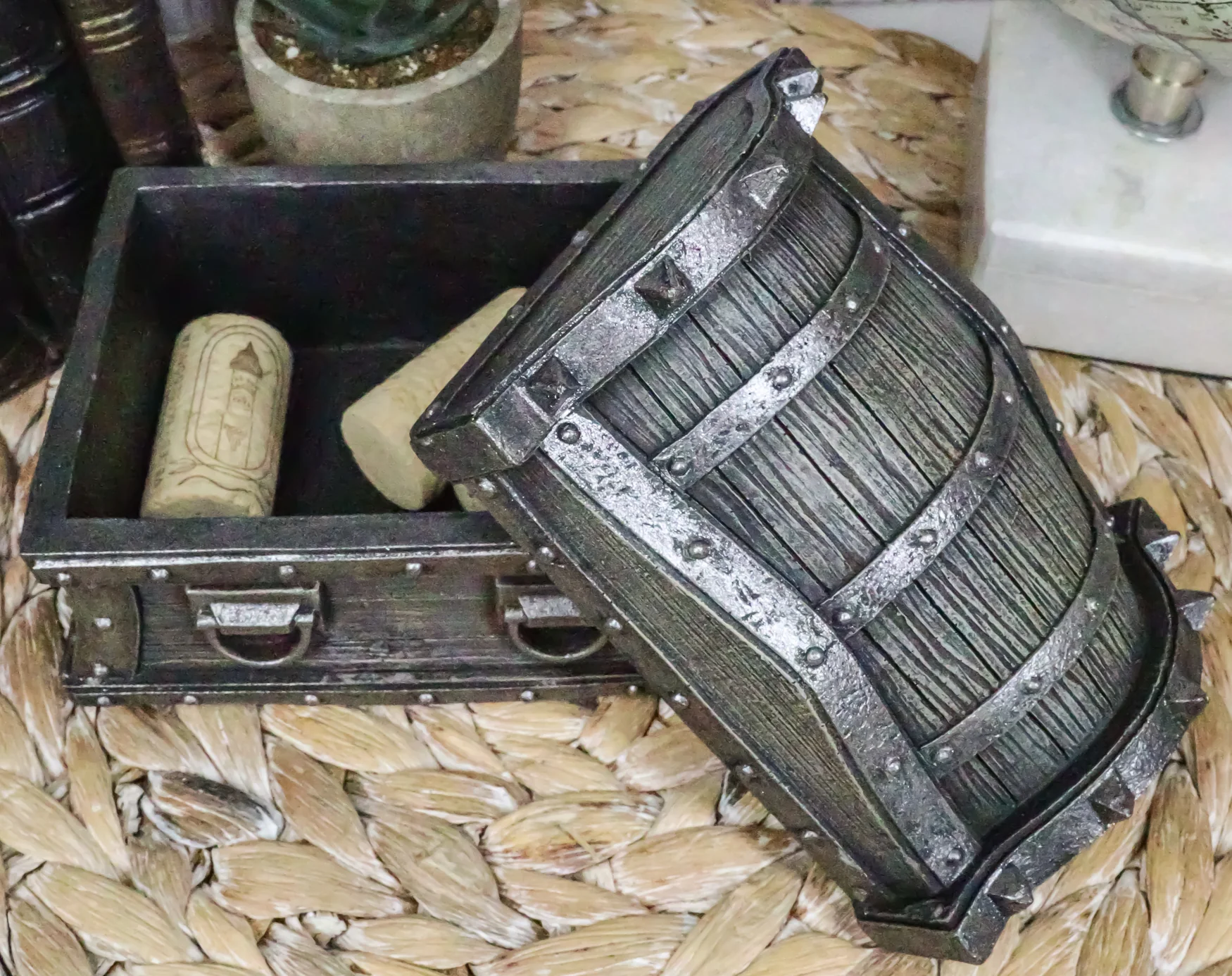 Caribbean Barbarian Pirate Davy Jones Spiked Treasure Chest Small Decorative Box - Image 8