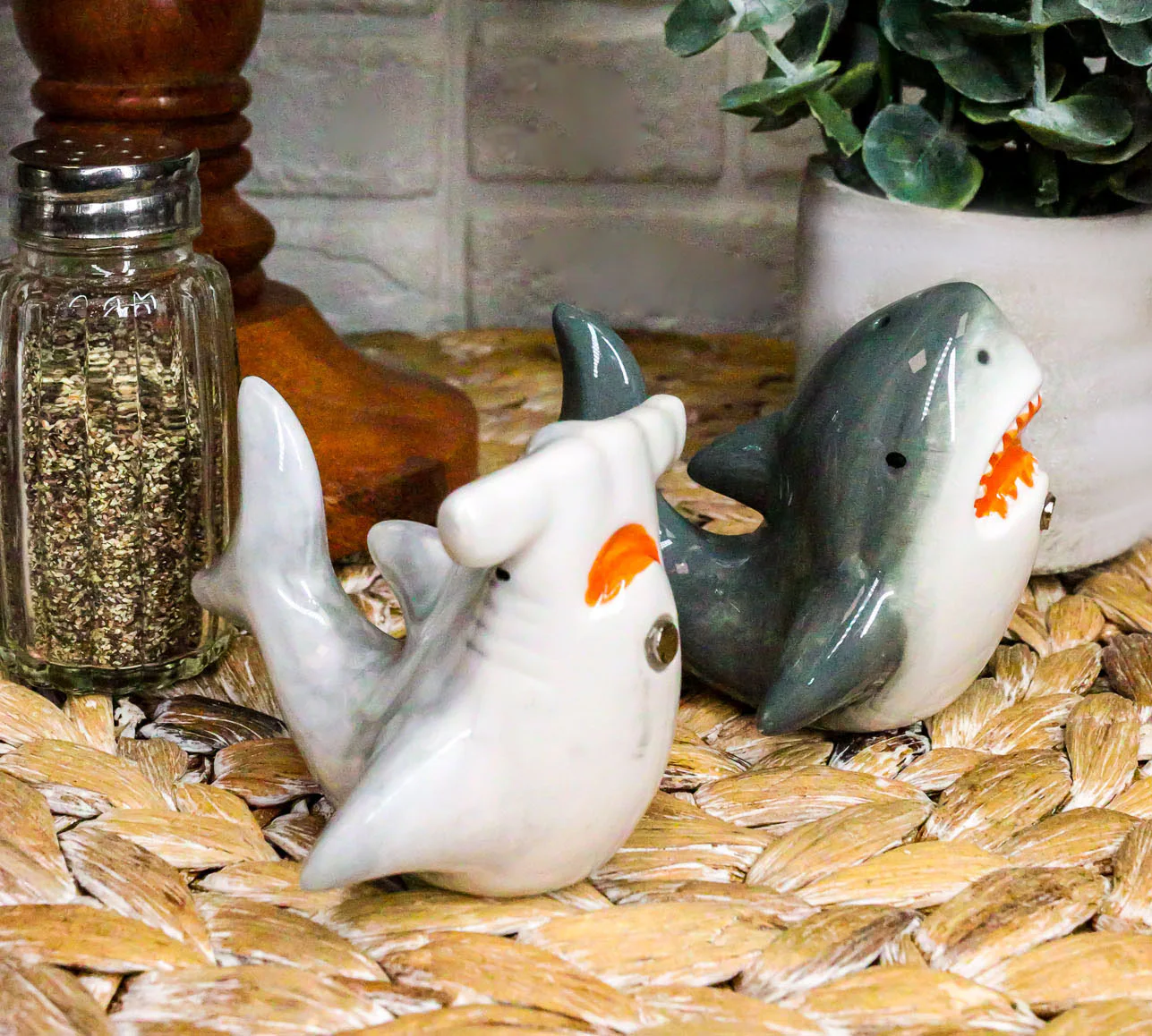 Ebros Ceramic Ocean Marine Great White And Hammerhead Sharks Salt Pepper Shakers Set - Image 6