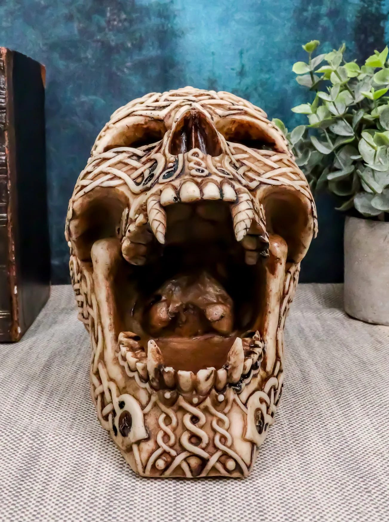 Ebros Celtic Knotwork Bloodlust Vampire Skull Ashtray Statue 7.5"L Blood Sucking Dracula Skeleton Cranium Figurine - Image 8