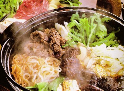 Ebros Gift Japanese Cast Iron Sukiyaki Shabu Shabu Nabe Ramen Personal Size Hot Pot With Wooden Lid 11.5" Diameter - Image 7