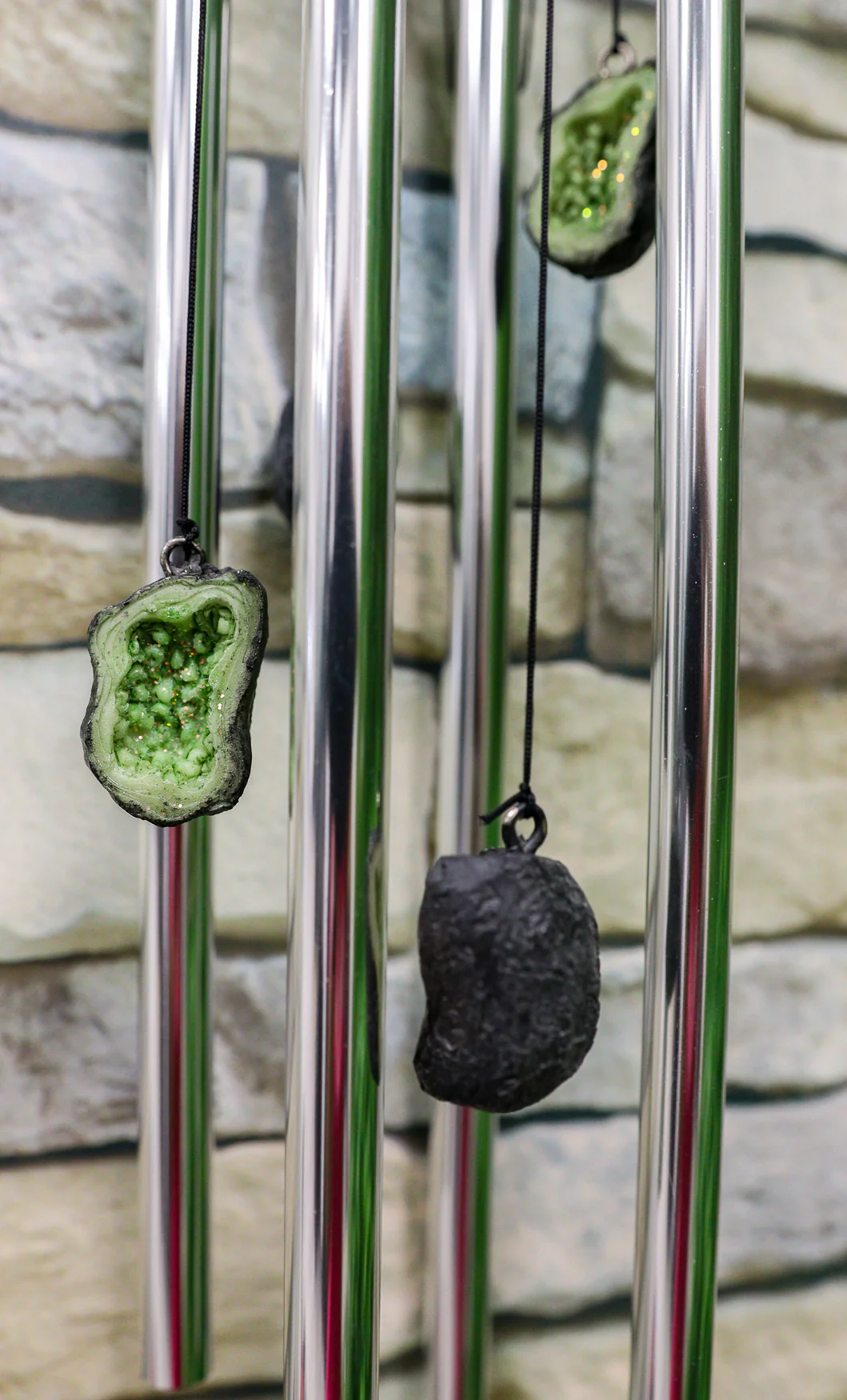 Medieval Green Dragon Guarding Emerald Crystal Geode Rock Figurine Wind Chime - Image 7