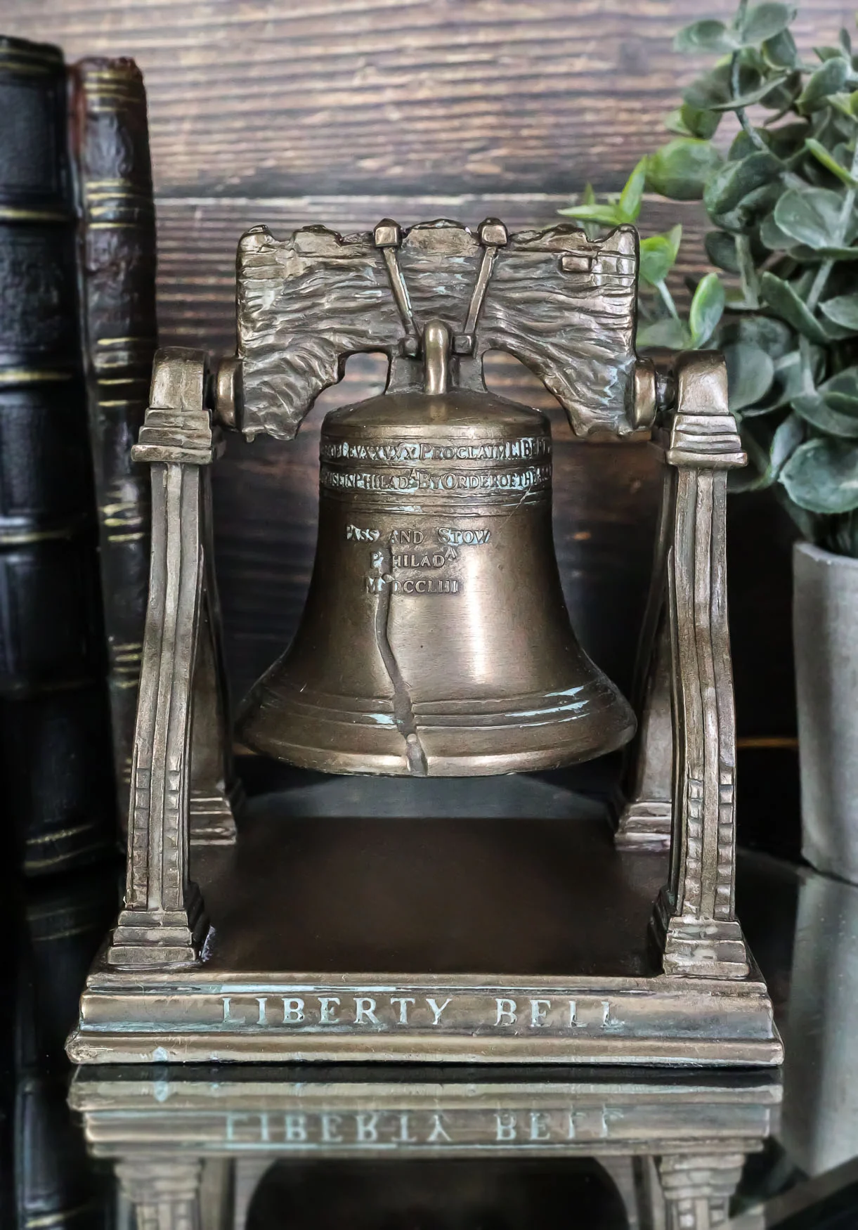 Ebros Independence Hall Liberty Bell Statue 5"Tall American Freedom