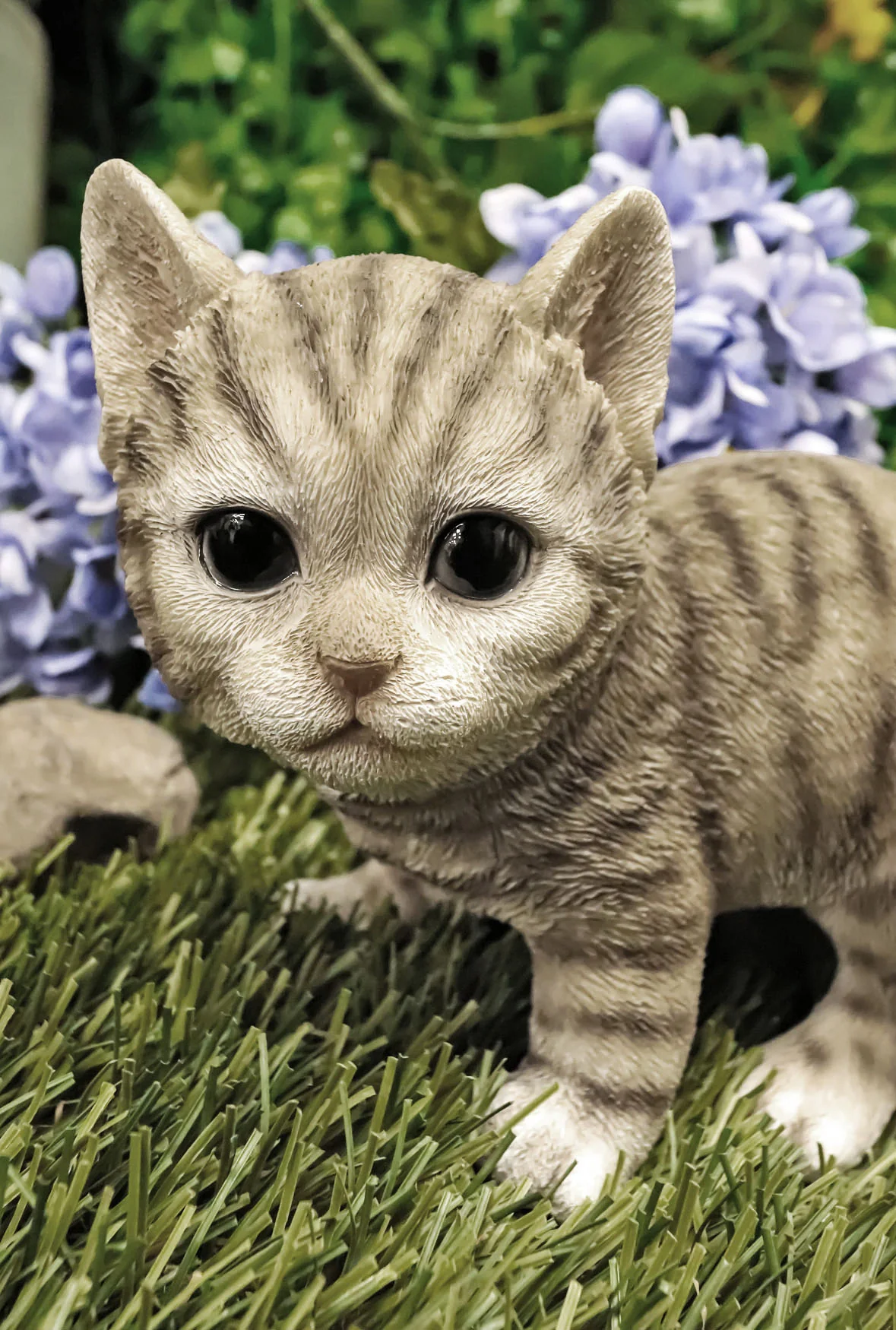 Lifelike Crouching Grey Striped Tabby Cat Statue 8.25"Long Realistic Glass Eyes - Image 7