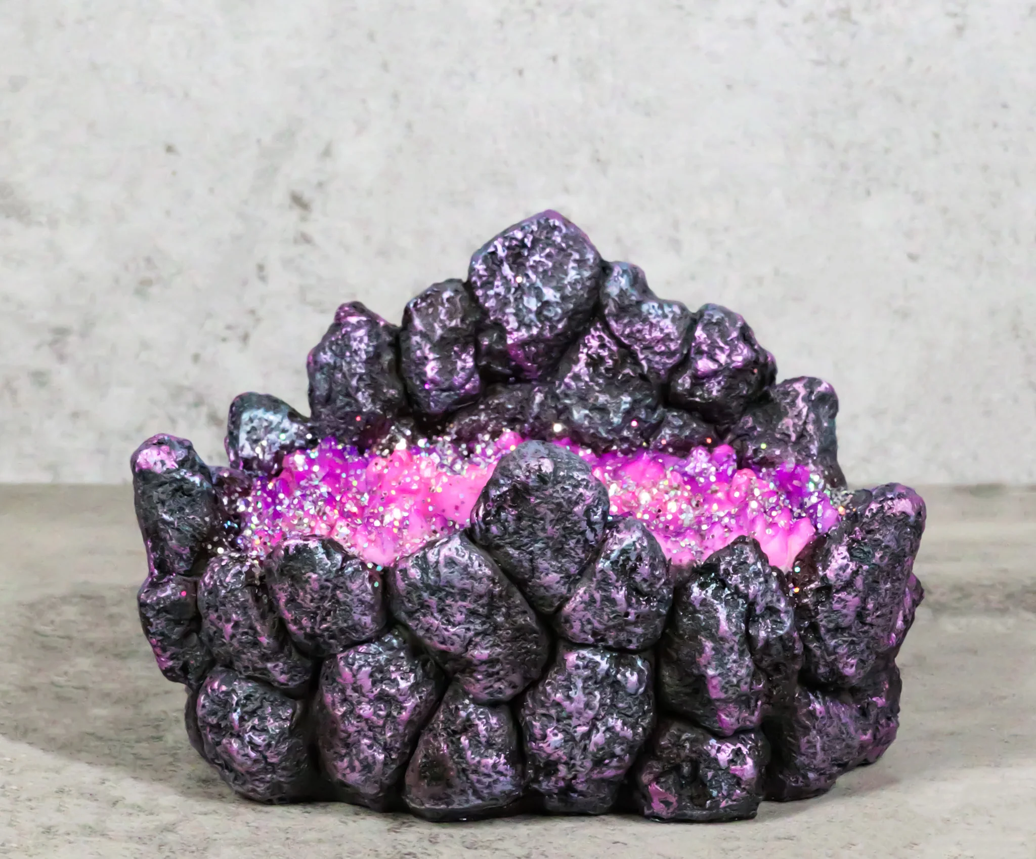Faux Geode Crystals Rock Magic Wands Holder Stand Prop Accessory Decor - Image 10