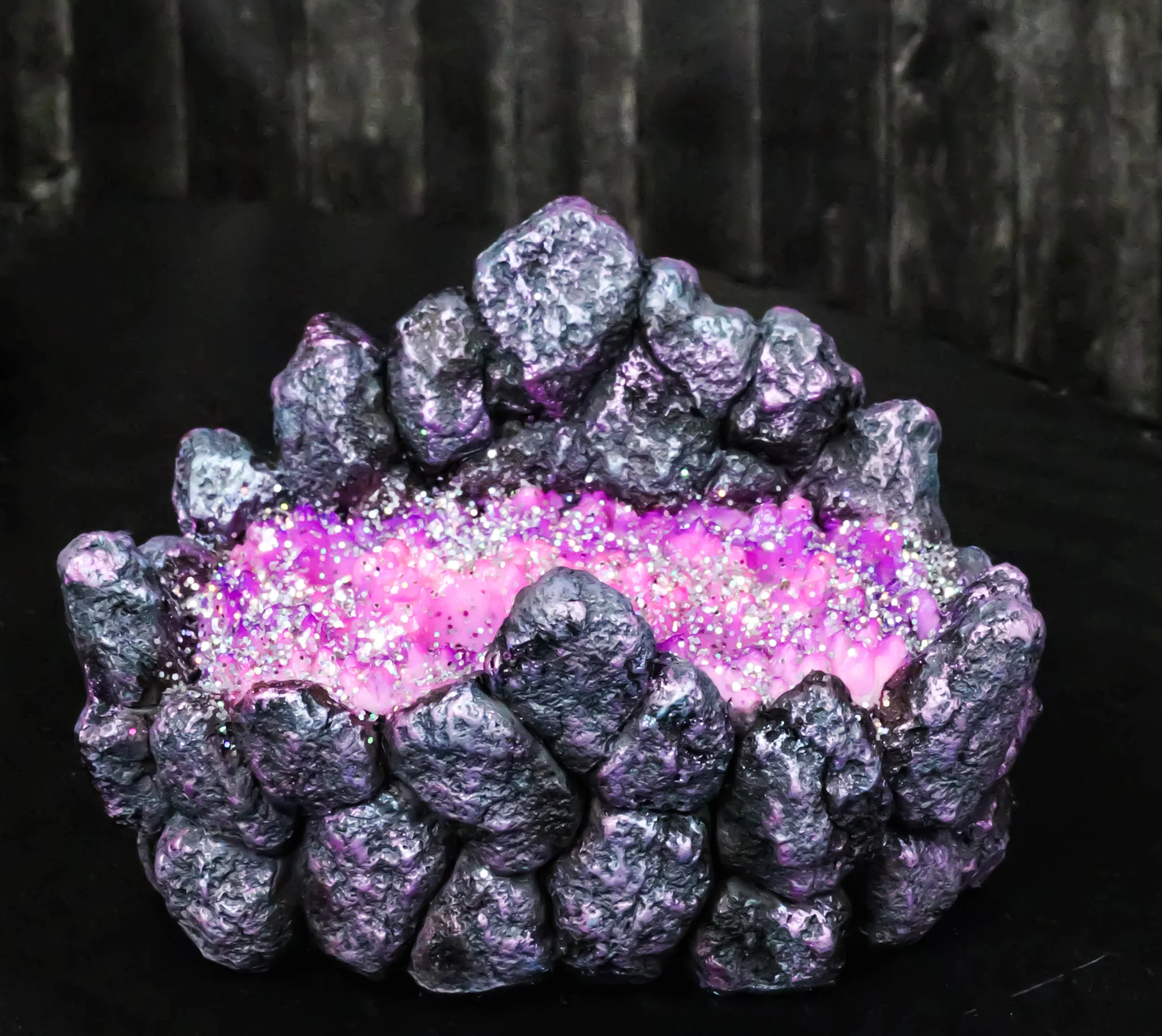 Faux Geode Crystals Rock Magic Wands Holder Stand Prop Accessory Decor - Image 11