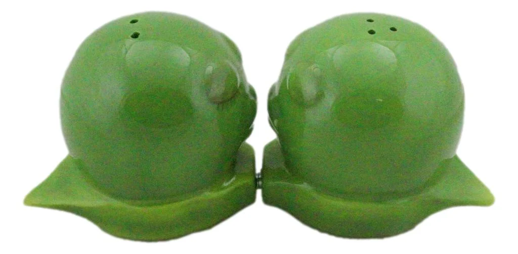 For The Love Of Vegetables 2 Green Peas In A Pod Kissing Salt Pepper Shakers Set - Image 6
