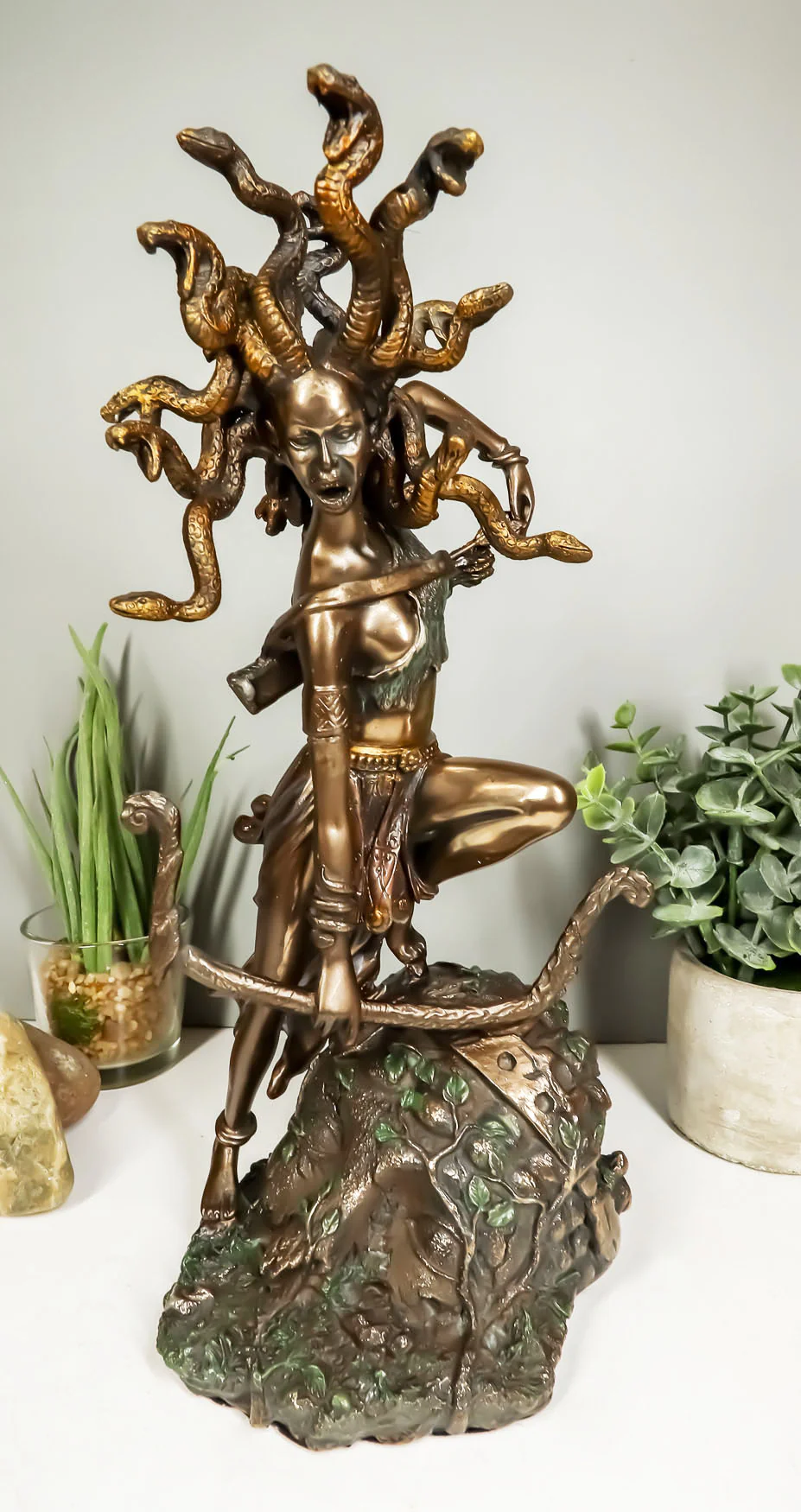 Greek Goddess Medusa Drawing Bow And Arrow Figurine Gorgon Sister Stone Gaze - Image 9