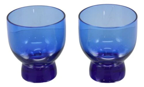 Japanese Blue Infused Glass Sake Set Cold Flask With Ice Pouch And 2 Blue Cups - Image 6
