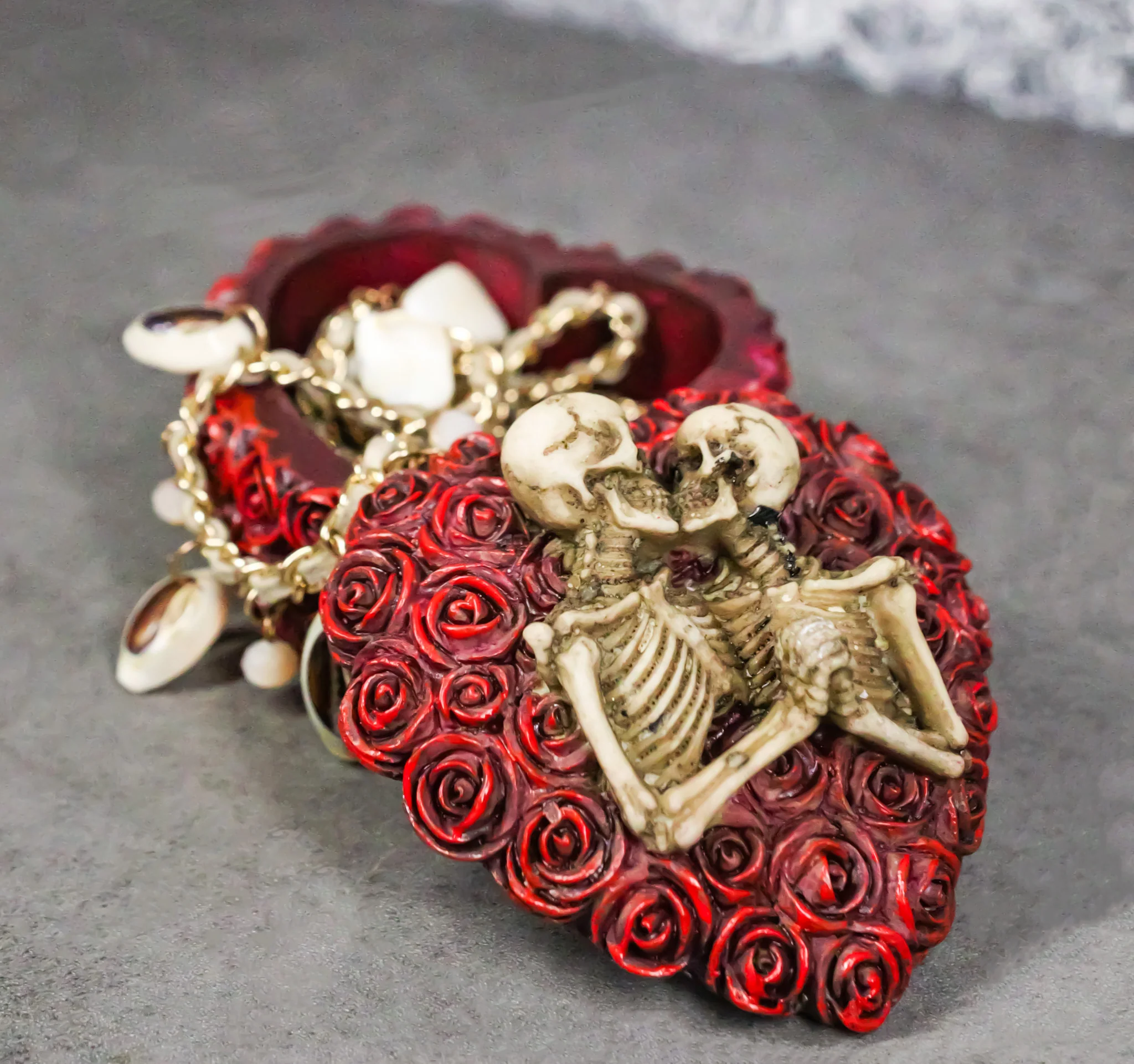 Love Never Dies Gothic Skeleton Lovers on Red Rose Wreath Decorative Trinket Box - Image 10