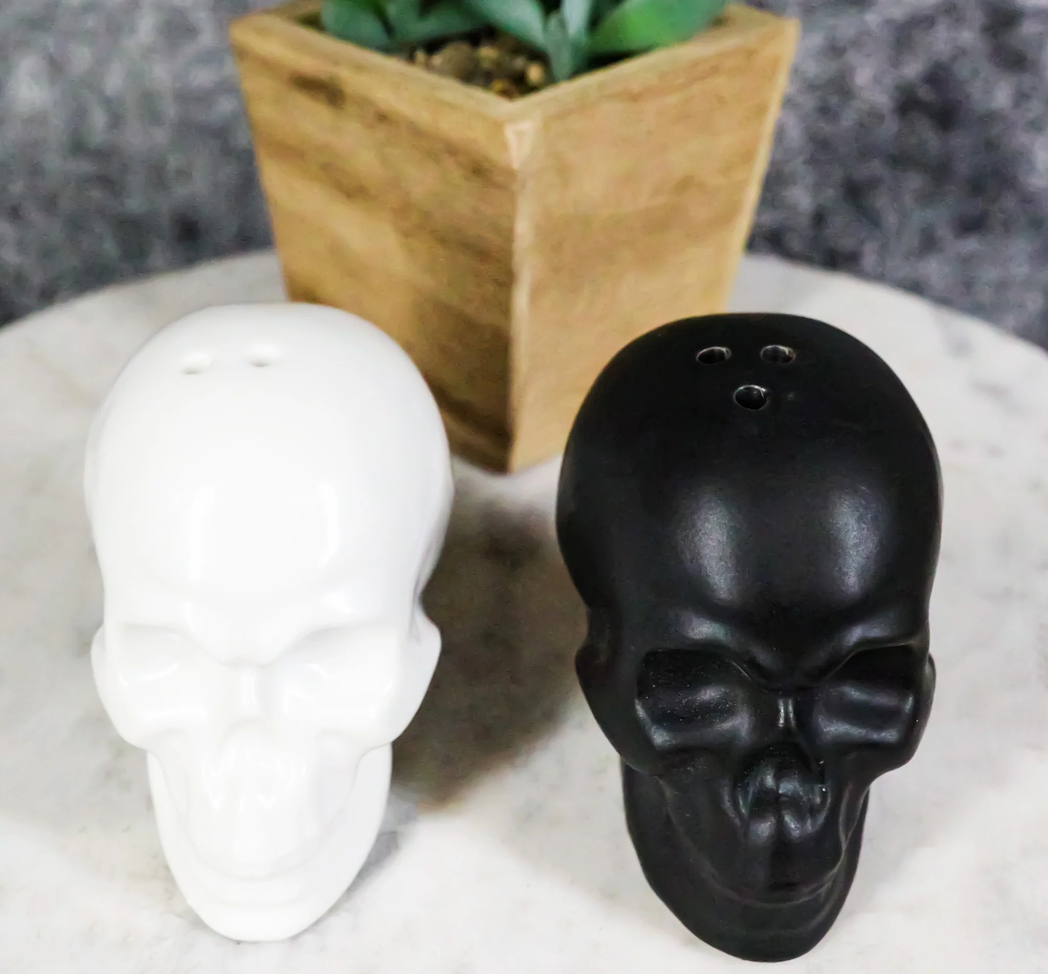 Matte Black And White Sugar Skulls Salt And Pepper Shakers Set Ceramic - Image 9