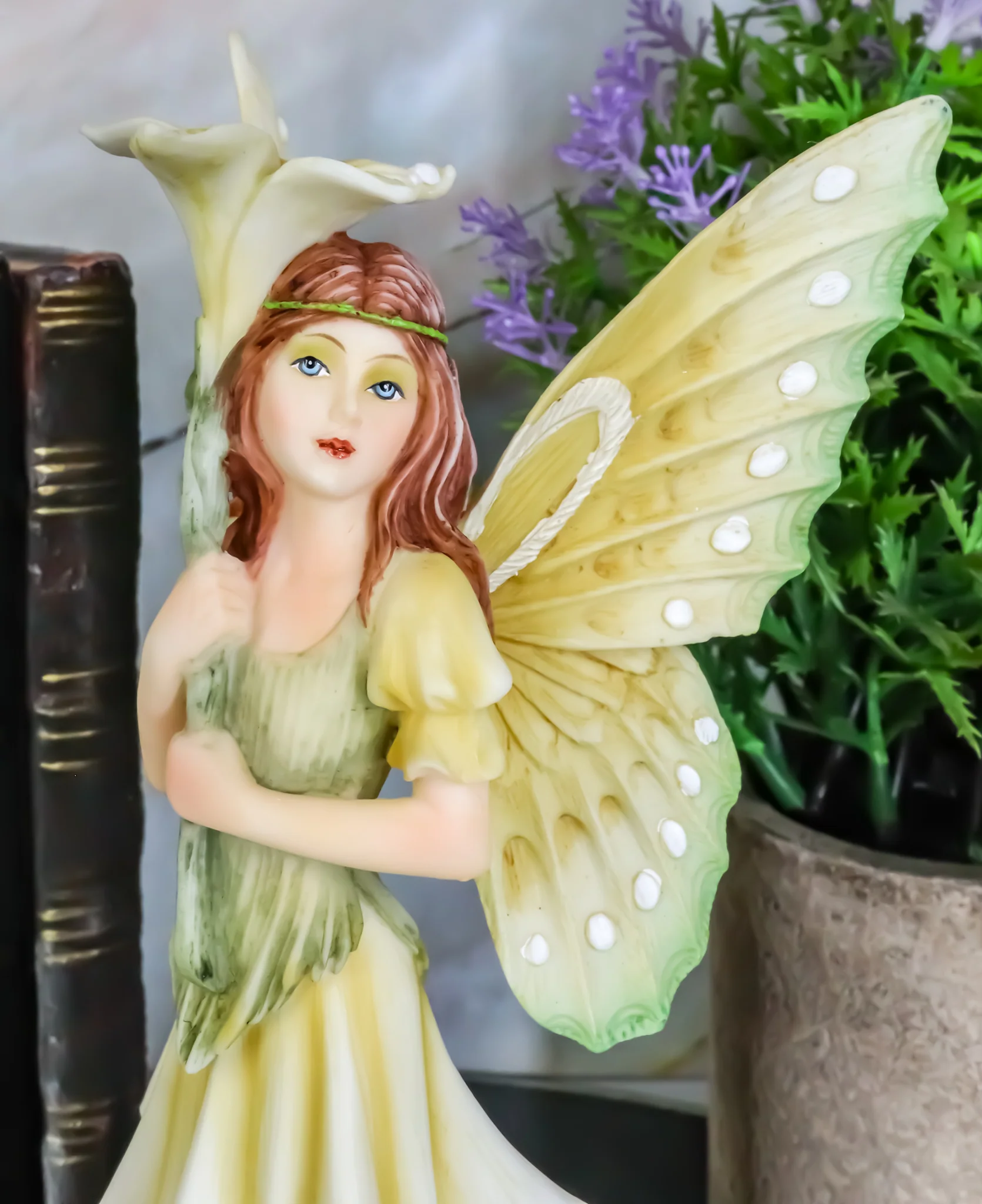 Meadowland Lily Fairy Holding Flower Stem And Lilies Figurine Fae Garden Fantasy - Image 8