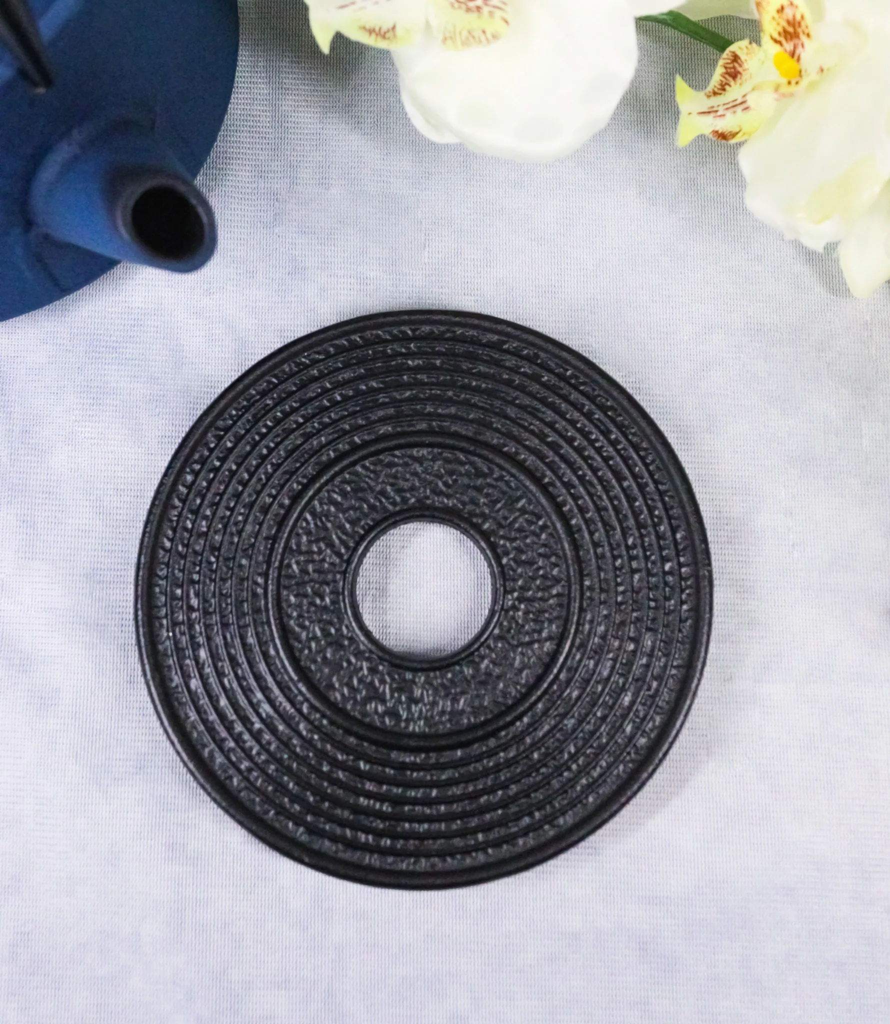 Round Spiral Wheel Traditional Cast Iron Metal Tetsubin Teapot Trivet Stand - Image 8