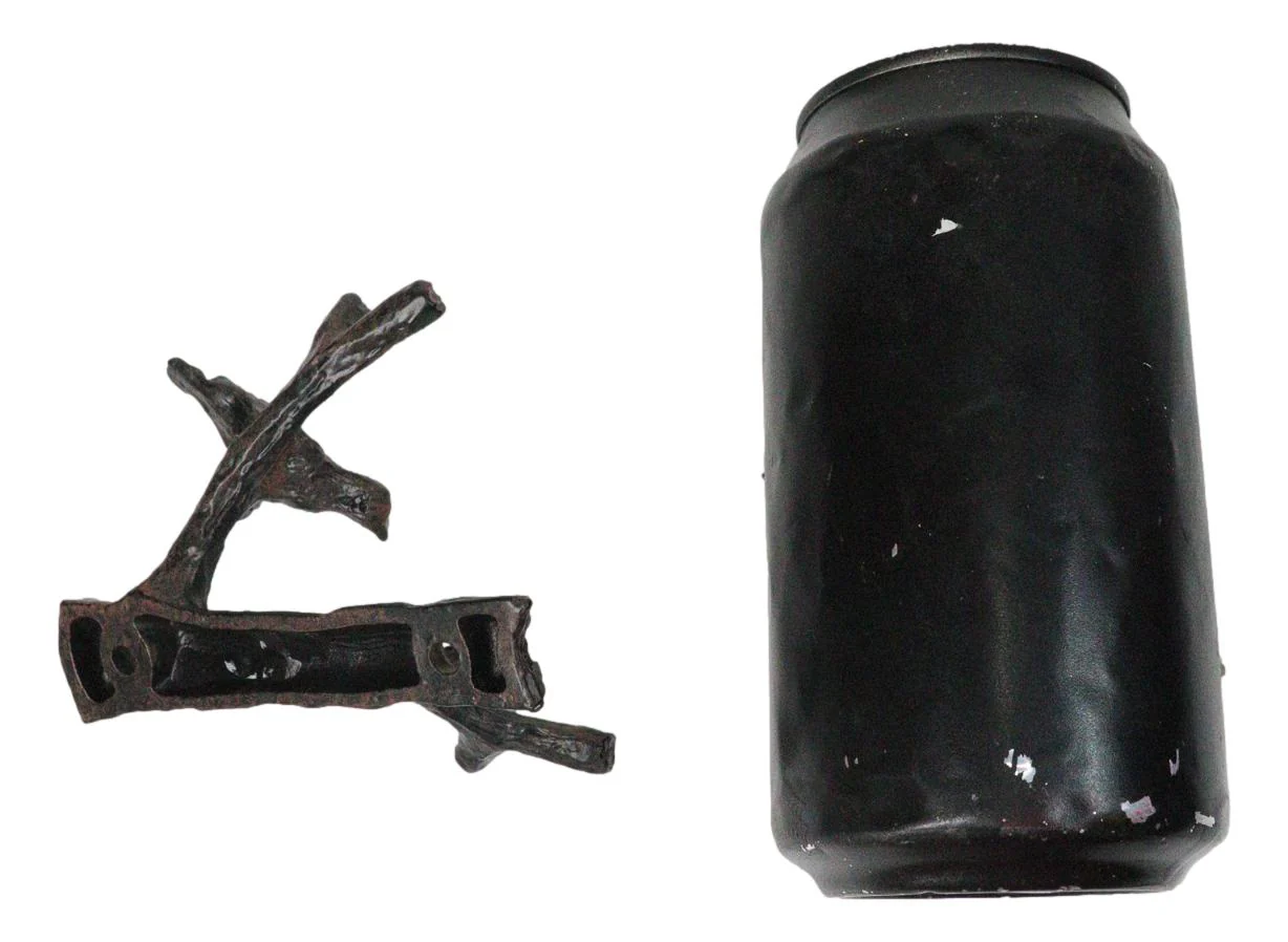 Set of 2 Cast Iron Rustic Bird Perching On Twig Branches 2-Pegs Wall Hooks - Image 8