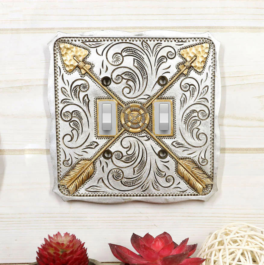 Set Of 2 Navajo Golden Crossed Feather Arrows Wall Double Toggle Switch Plates - Image 3