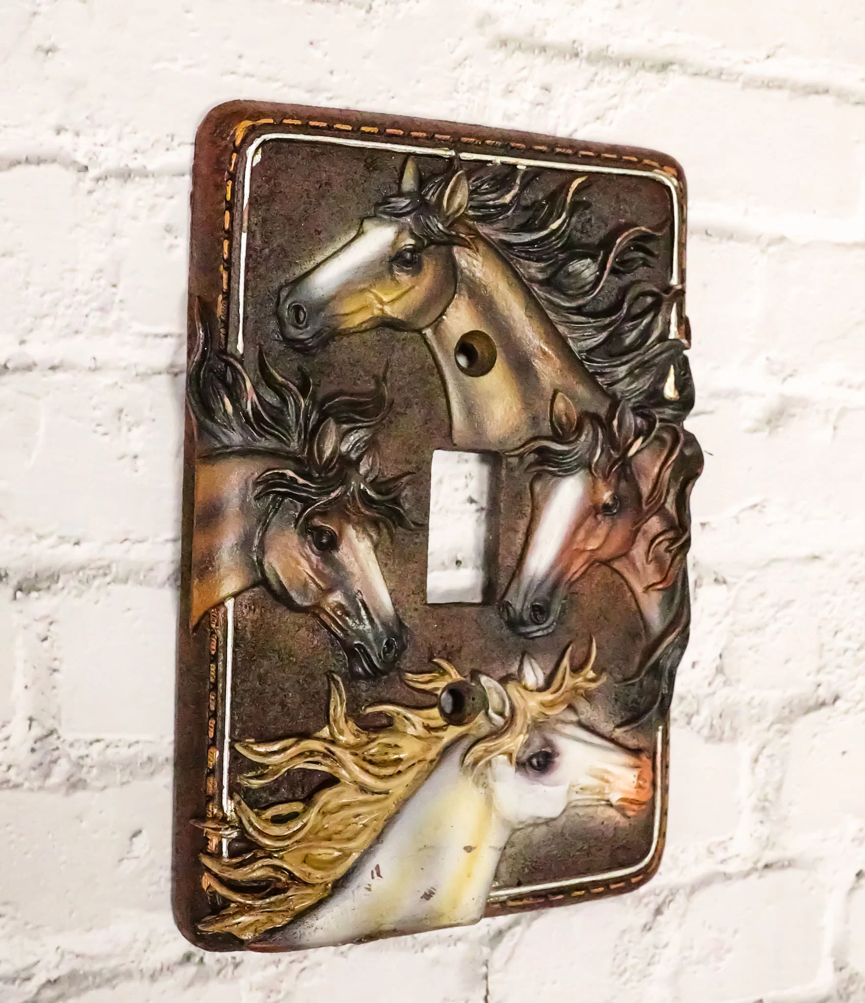 Set of 2 Western Rustic 4 Colorful Wild Horses Wall Single Toggle Switch Plates - Image 10