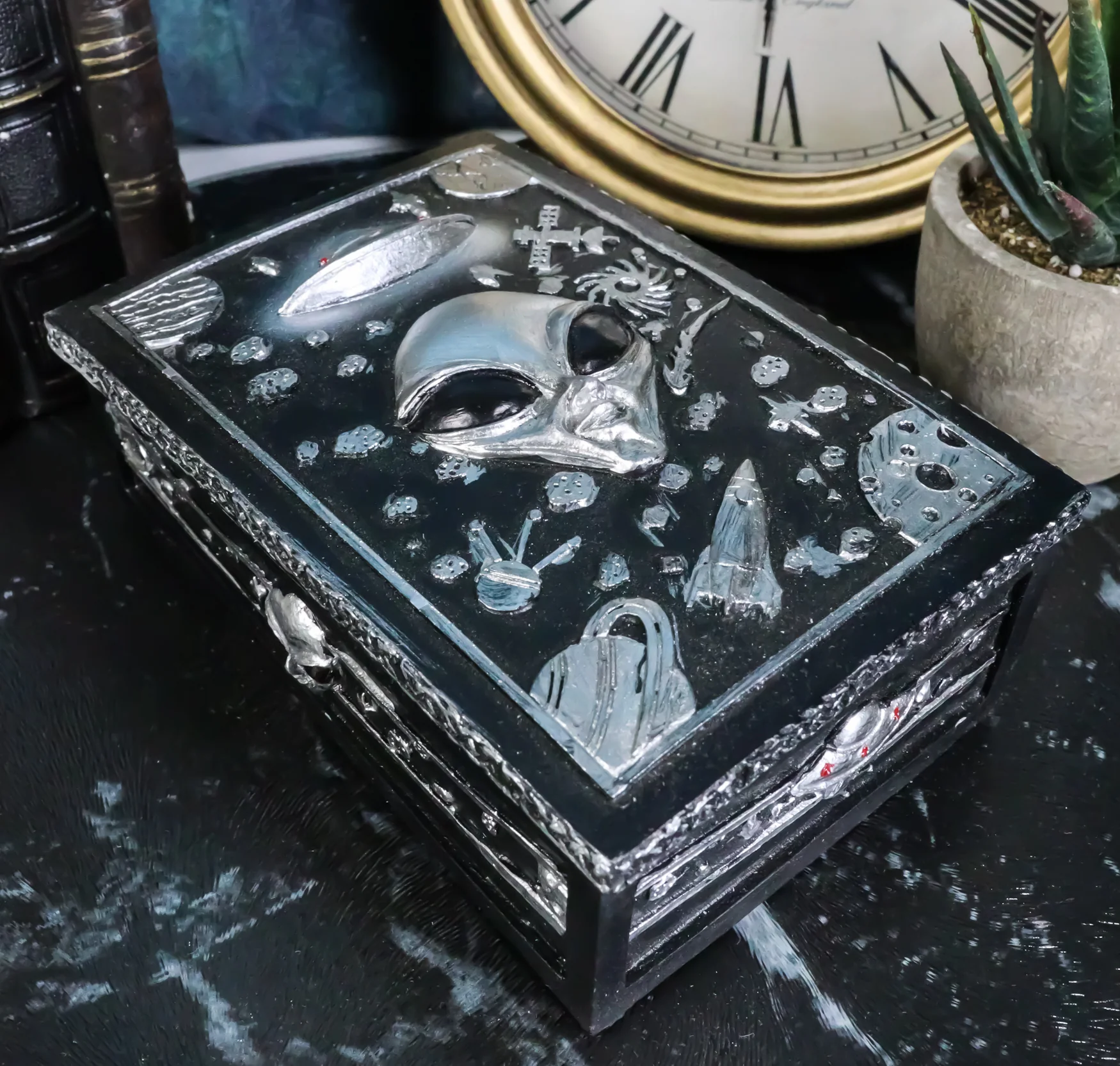UFO Outer Space Planets Apollo Spaceship Roswell Alien Decorative Jewelry Box - Image 7