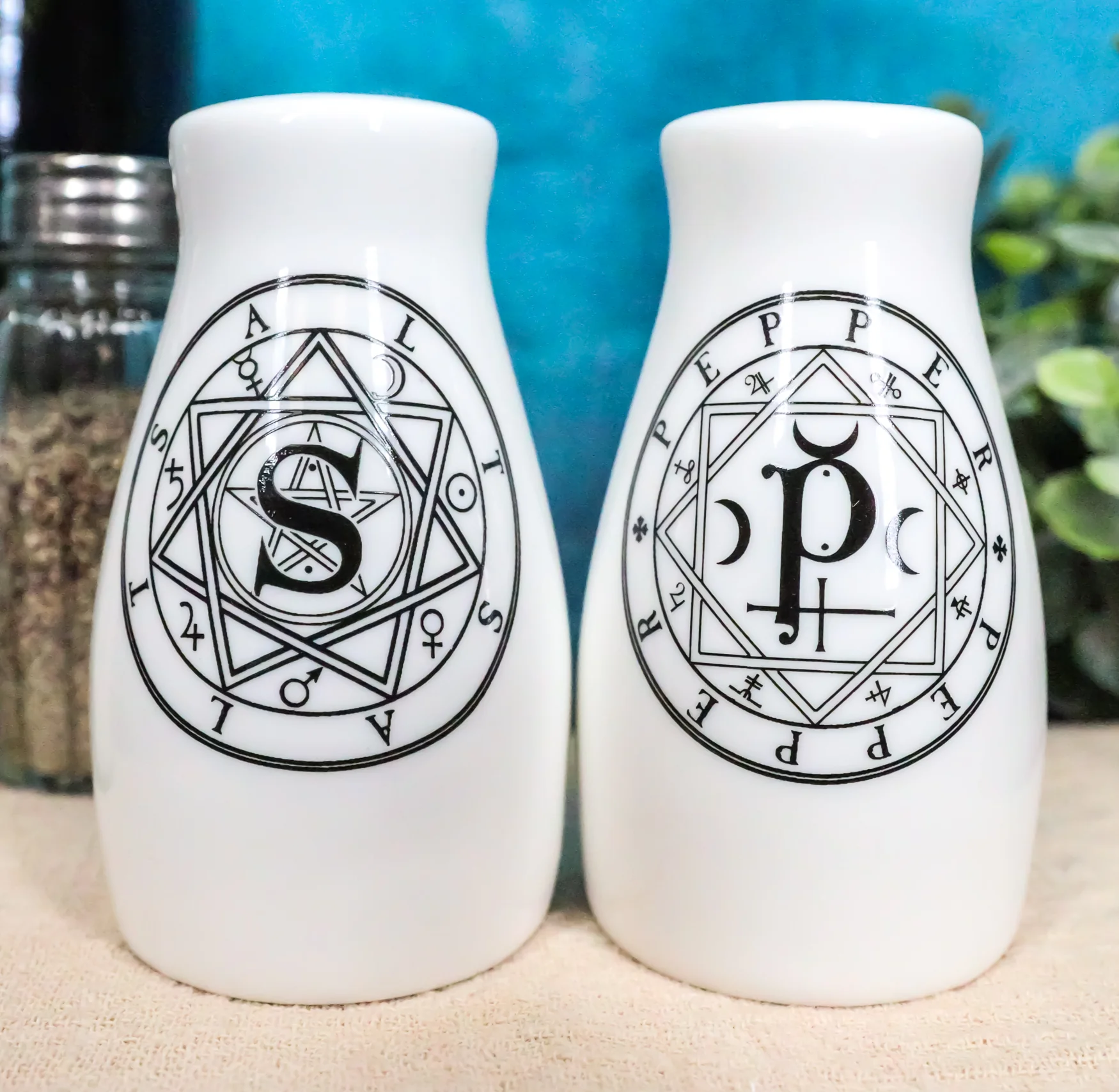Wicca Sacred Geometry Pentacles Crescent Moons Ceramic Salt n Pepper Shakers Set - Image 7