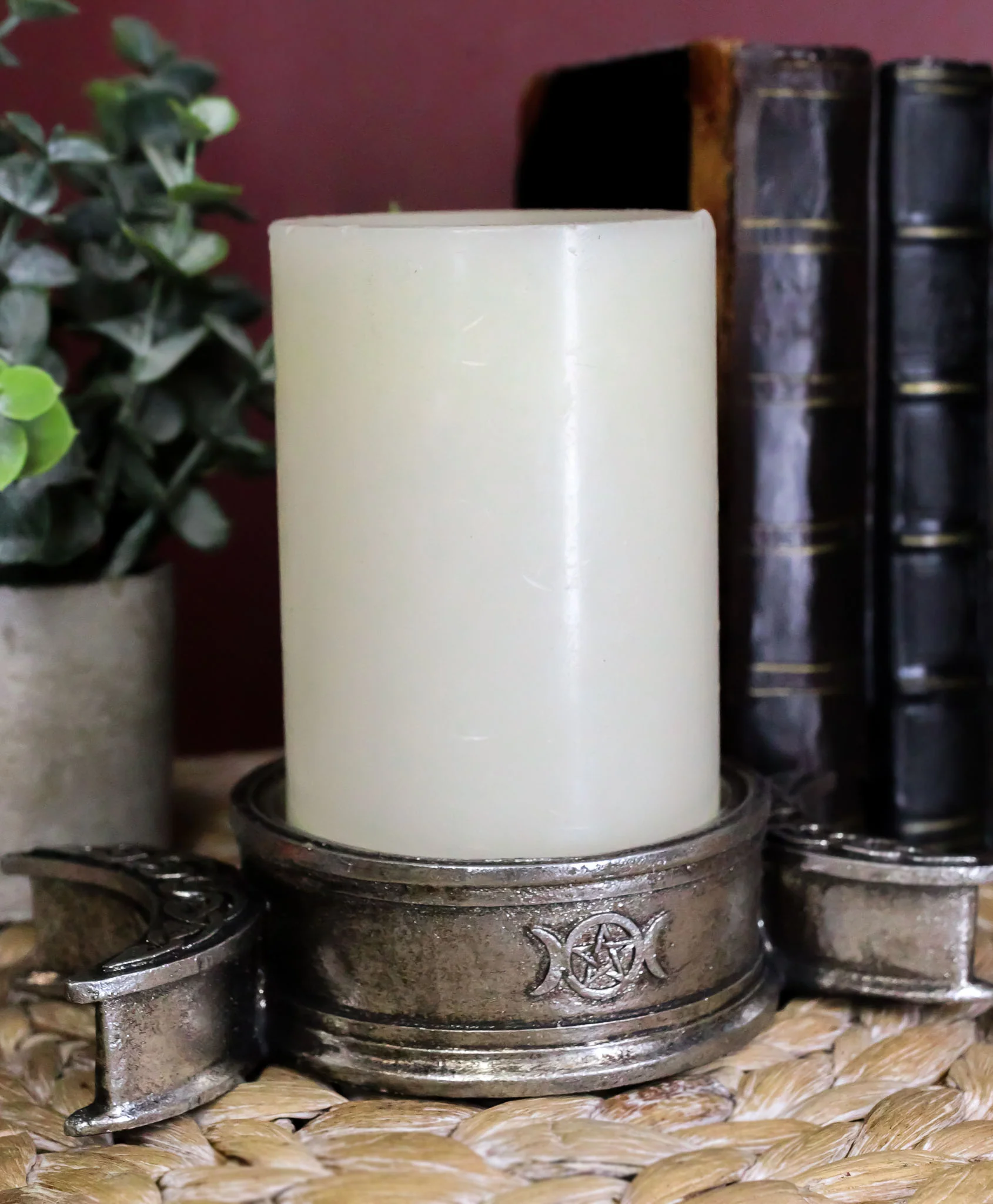 Wicca Triple Moon With Pentagram Circle Celtic Knotwork Crystals Or Candle Holder - Image 8