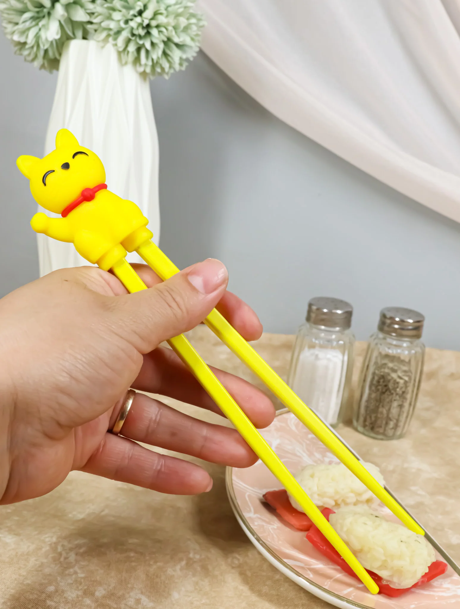 Yellow Maneki Neko Lucky Cat Reusable Training Chopsticks With Silicone Helper - Image 10